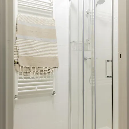 Apartman Bleumaison-apartamentos Lubians 2