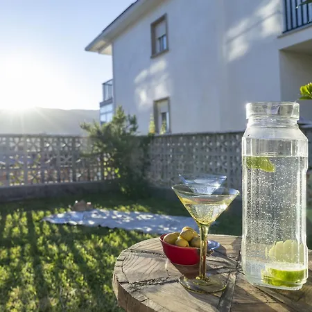 Bleumaison-apartamentos Lubians 2 *