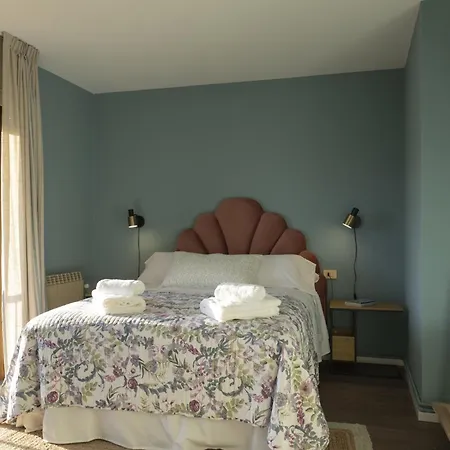 Bleumaison-apartamentos Lubians 2