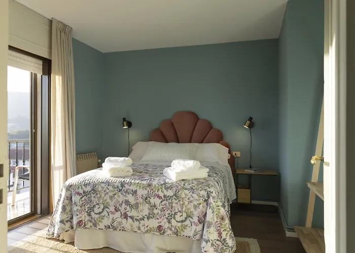 Bleumaison-apartamentos Lubians 2